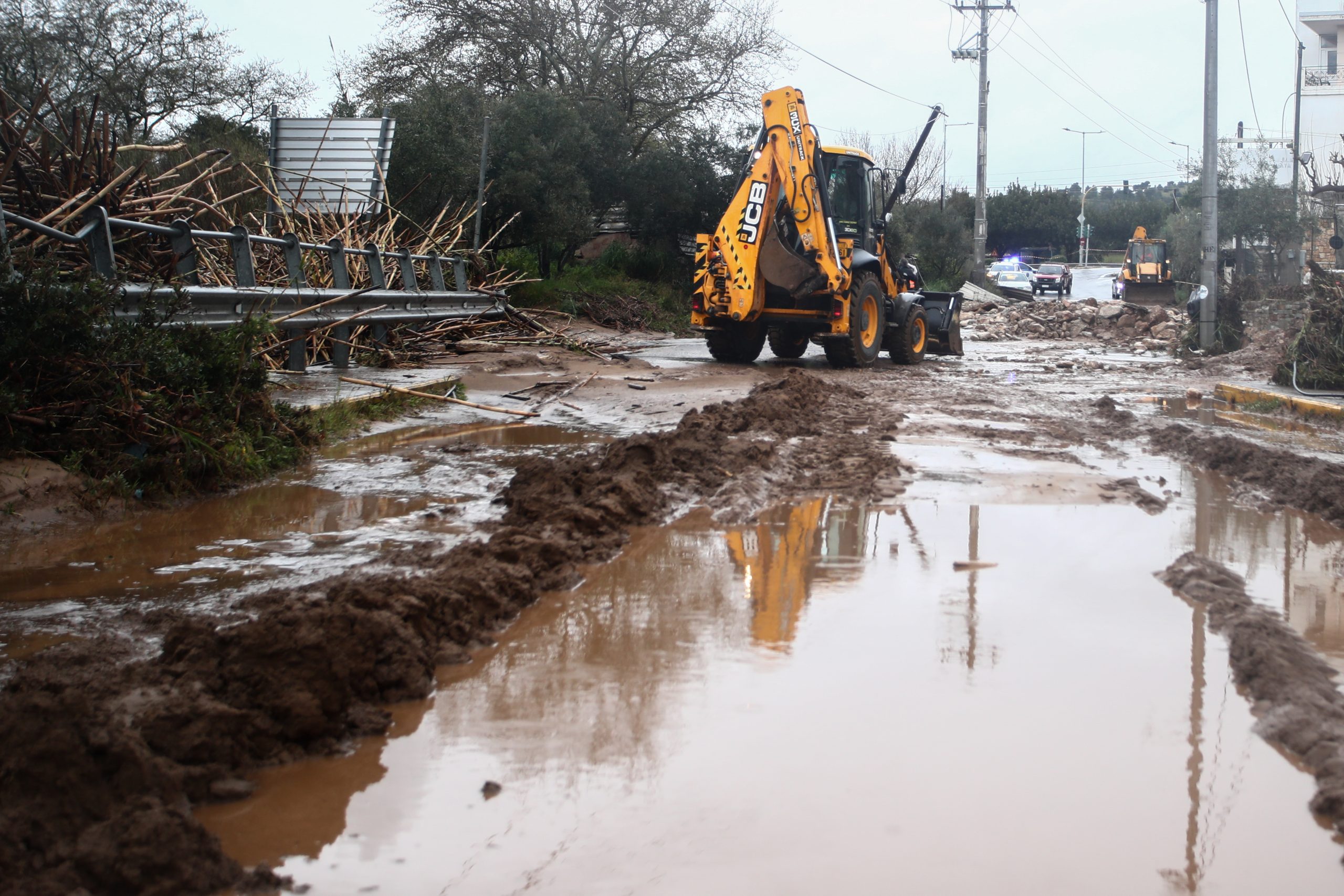 [385965] ΠΛΗΜΜΥΡΕΣ ΑΠΟ ΤΗΝ ΚΑΚΟΚΑΙΡΙΑ 