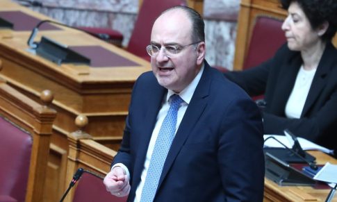 «Στα μονοπάτια της αγάπης» από τις “Αλουστίνες” στο Κέντρο Πολιτισμού Θεατρίνη στον Βόλο