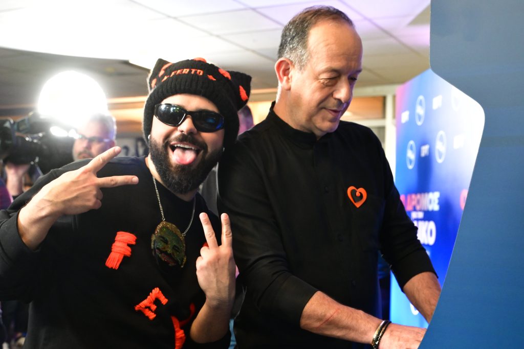 Eurovision 2026: Ακύλας και Φωκάς Ευαγγελινός αποκάλυψαν το κλίμα της ελληνικής συμμετοχής στο press day της ΕΡΤ