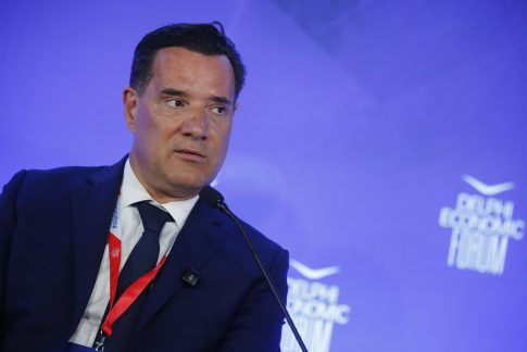 2<sup>ο</sup> Δημοτικό Σχολείο Αλεξανδρούπολης: Μάζεψαν καπάκια, πήραν αναπηρικό αμαξίδιο και το χάρισαν στο Ειδικό Δημοτικό Σχολείο