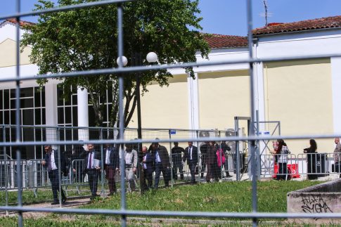 <strong>Εντοπίστηκε νεκρός ένας άνδρας στις γραμμές του ΗΣΑΠ – Προσωρινά εκτός λειτουργίας οι σταθμοί «Περισσός» και «Πευκάκια»</strong>