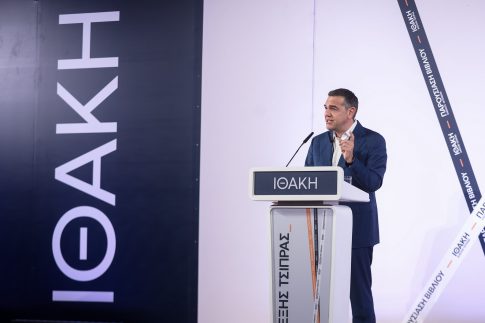 Live: «Το Ιράν πρέπει να παραδοθεί, δεν θα αποκτήσει ποτέ πυρηνικά» λέει ο Τραμπ