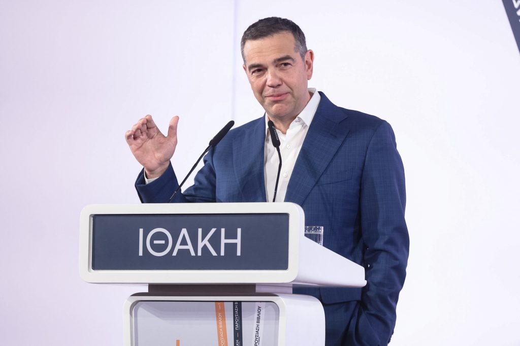 Τσίπρας: Χρειάζεται ηθική επανάσταση με άξονες τη δημοκρατία, τη διαφάνεια και τη δικαιοσύνη