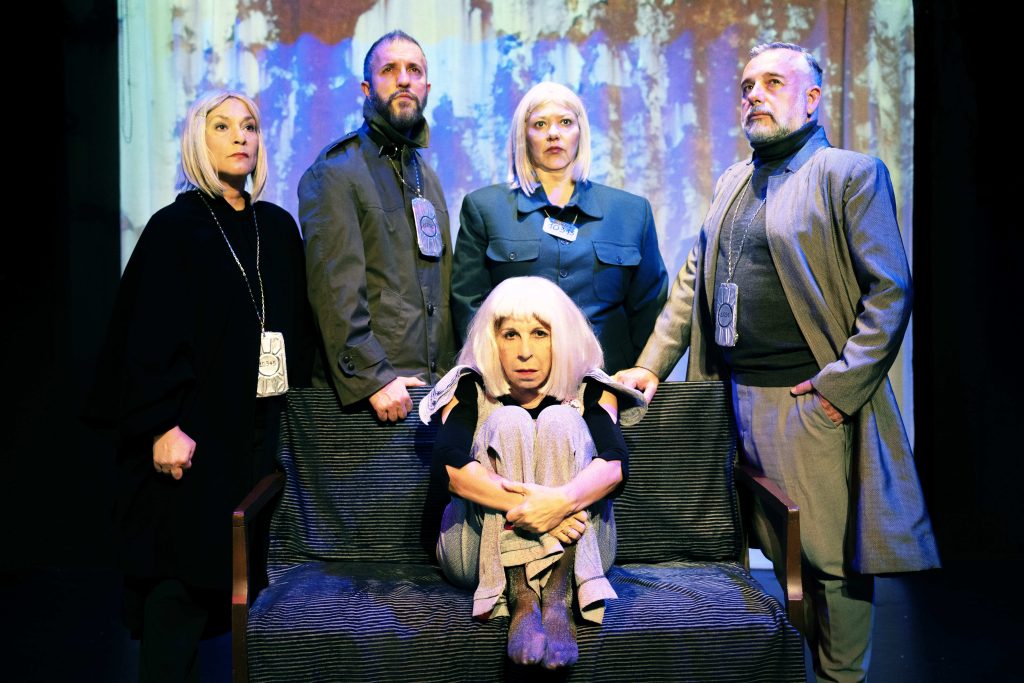 Το πολιτικό θρίλερ «Το 3%» της βραβευμένης Βίλης Σωτηροπούλου στο Μικρό Θέατρο Μονής Λαζαριστών