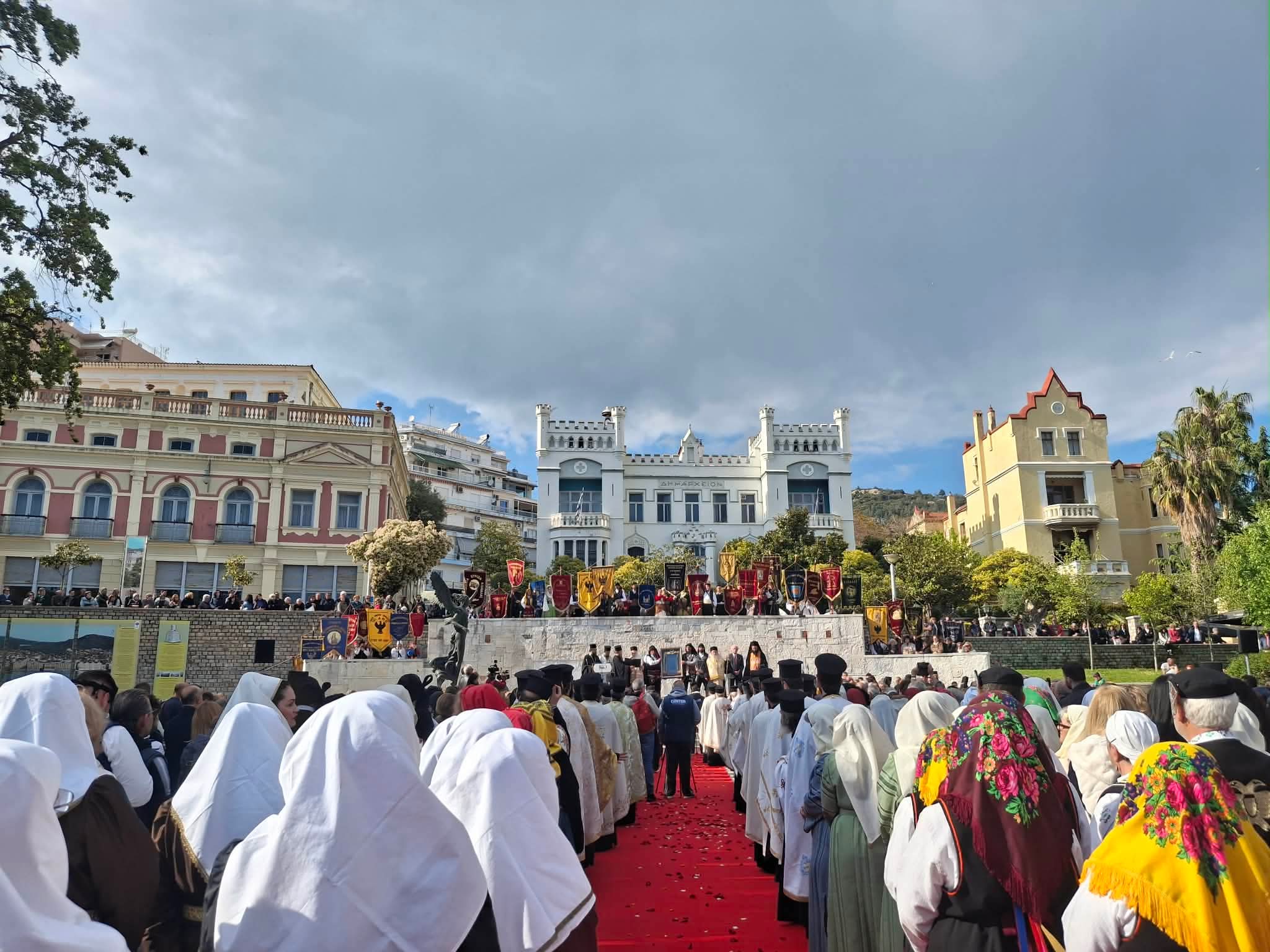 Πλήθος κόσμου υποδέχτηκε στην Καβάλα την εικόνα της Παναγίας Σουμελά  ​