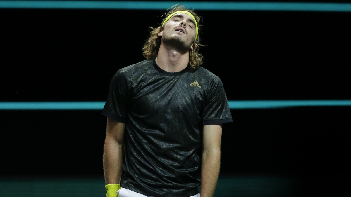 Πρόωρος αποκλεισμός από τον 1ο γύρο για τον Τσιτσιπά στο Μόντε Κάρλο