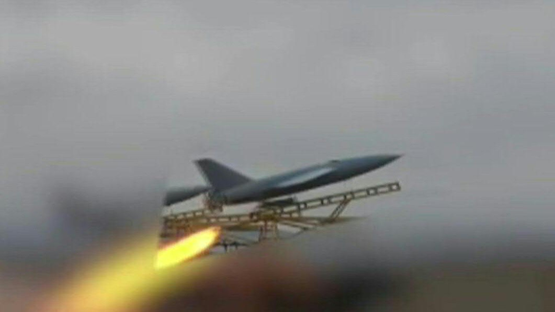 CNN: Άθικτοι οι πύραυλοι που επιτρέπουν στο Ιράν να απειλεί στα Στενά του Ορμούζ – Χιλιάδες drones απομένουν στο οπλοστάσιο