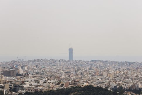 Είκοσι πορτρέτα προσωπικοτήτων ζωγραφισμένα στο 12<sup>ο</sup> γυμνάσιο Λαρίσης
