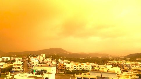 «100 Χρόνια Μίμης Πλέσσας: Ένα Ζωντανό Αφιέρωμα με τον Δημήτρη Μπάση» στο Δημαρχείο της Αδελαΐδας