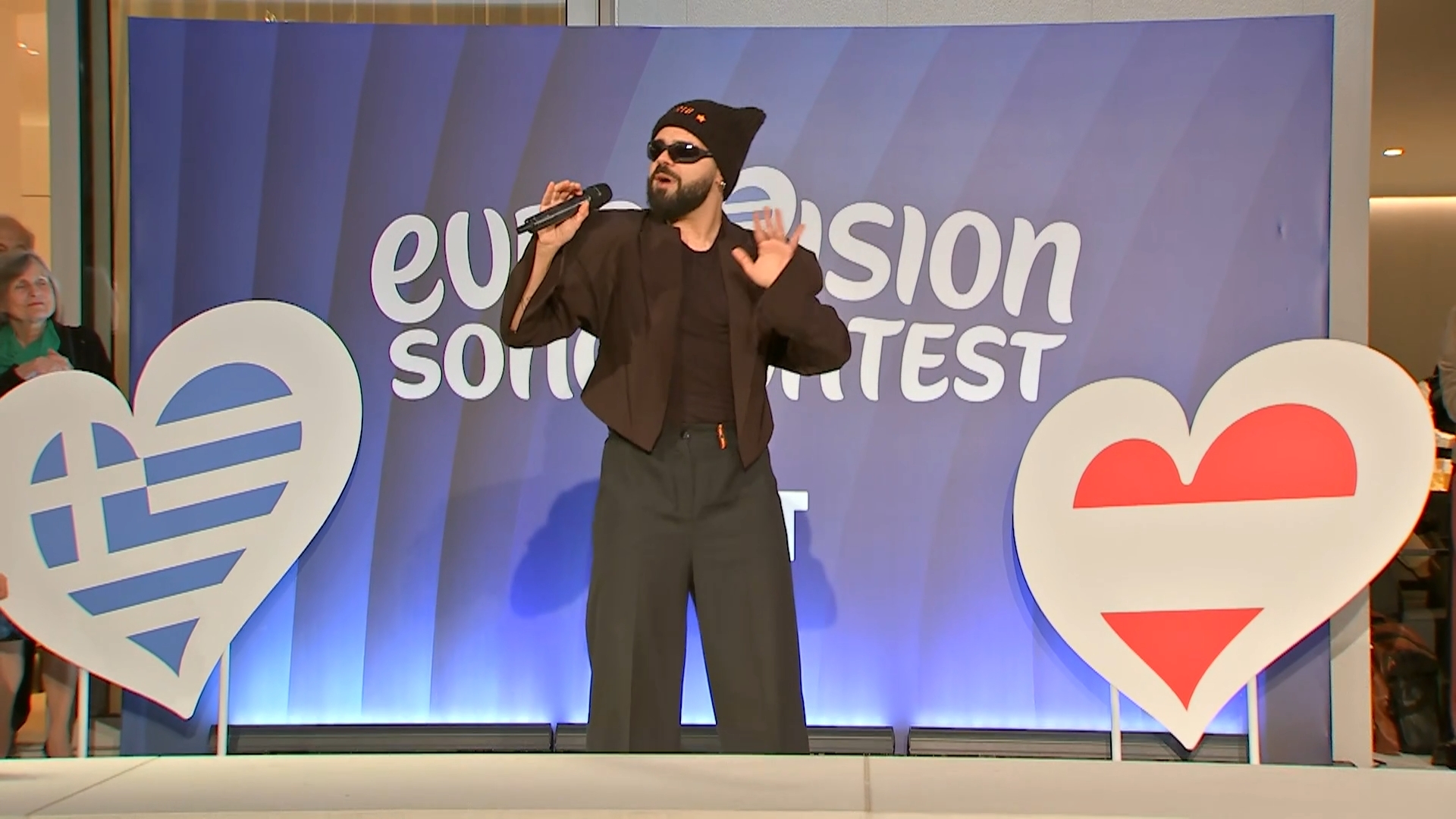 Στην πρεσβευτική κατοικία της Αυστρίας ο Akylas  ​