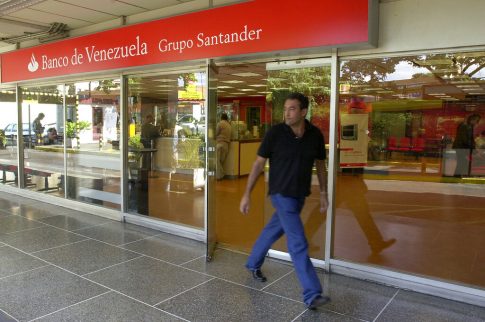 Μ. Αργυρού στο ΕΡΤnews Radio 105,8: Τα τρία σενάρια για τις οικονομικές επιπτώσεις του πολέμου στη  Μ. Ανατολή