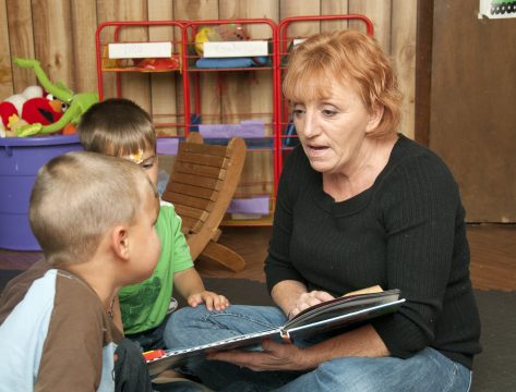 2<sup>ο</sup> Δημοτικό Σχολείο Αλεξανδρούπολης: Μάζεψαν καπάκια, πήραν αναπηρικό αμαξίδιο και το χάρισαν στο Ειδικό Δημοτικό Σχολείο