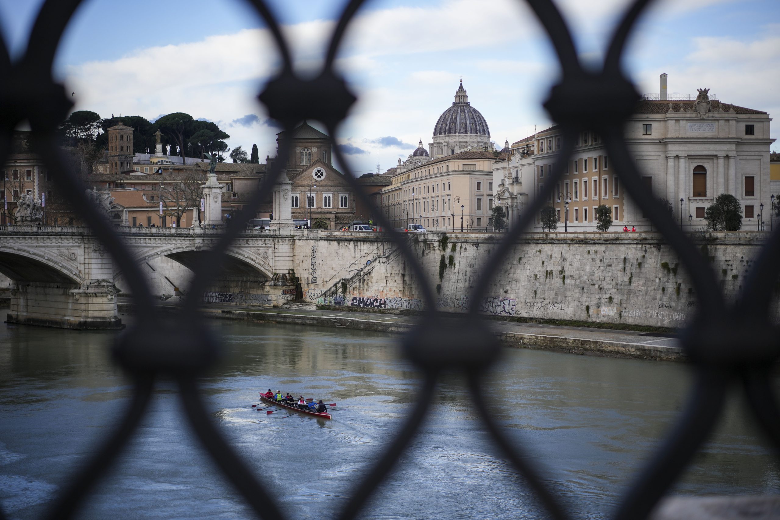 Eurostat: Η Ιταλία οδεύει εκτός διαδικασίας παράβασης – Ο Τζορτζέτι ζητά άμεσες αποφάσεις