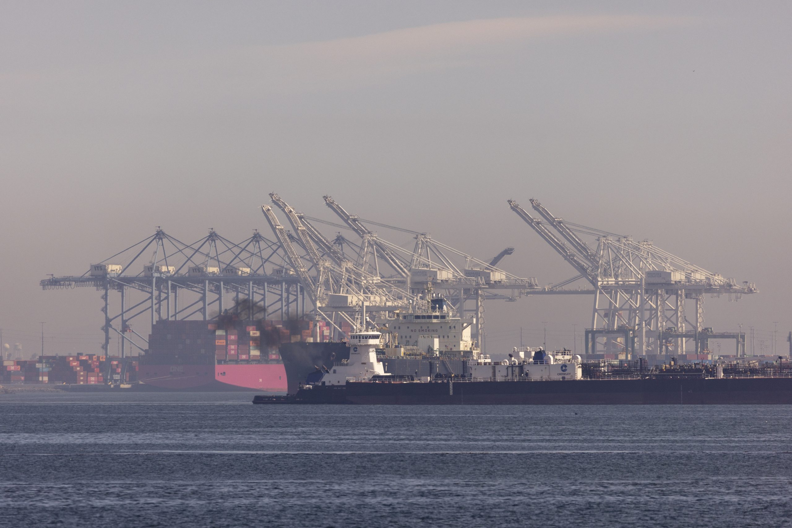 Βίντεο από την «επίσκεψη» των αμερικανικών δυνάμεων σε τάνκερ που συνδέεται με το Ιράν