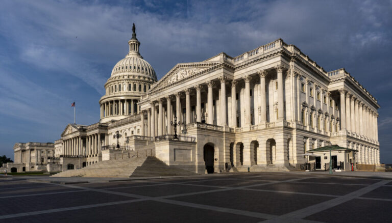 Διακομματικό μήνυμα υποστήριξης σε Ελλάδα και Κύπρο κατά τον εορτασμό στο Καπιτώλιο για την Ελληνική Ανεξαρτησία