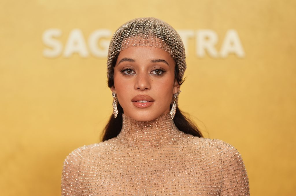 Η χρονιά της Chase Infiniti και η νέα της σειρά “The Testaments”