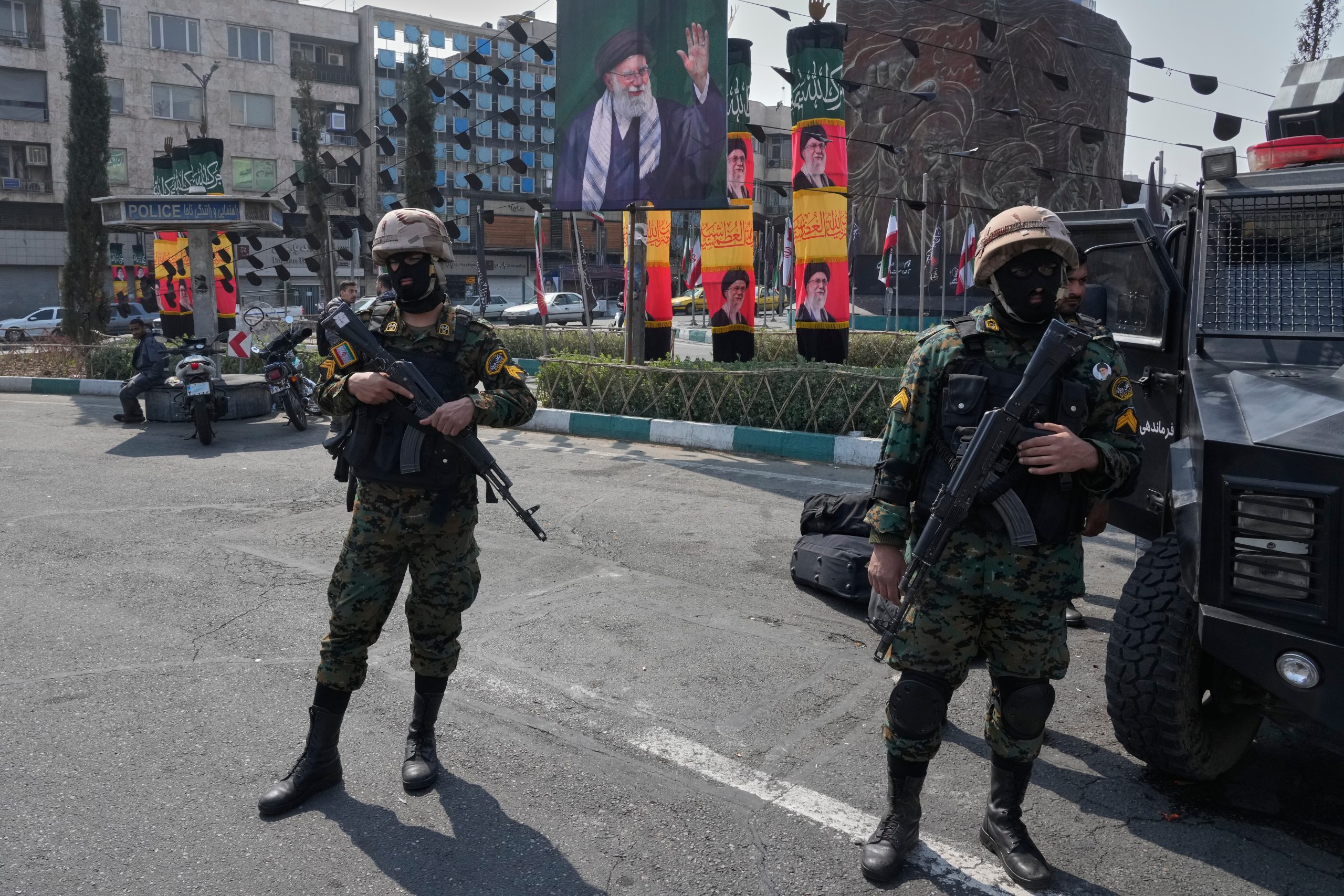 IRGC: Επιθέσεις σε πετρελαϊκές εγκαταστάσεις σε χώρες του Κόλπου που θα βοηθήσουν τις ΗΠΑ