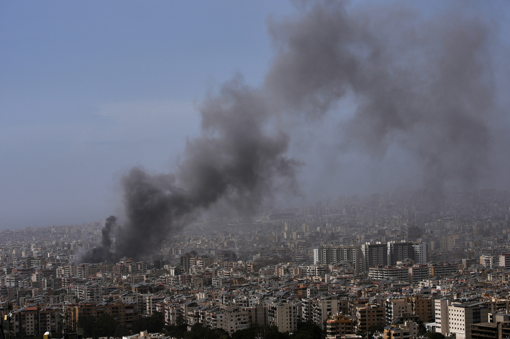Reuters: Με τις αεροπορικές επιδρομές στο Ιράν, το Ισραήλ αψηφά τον Τραμπ επιδιώκοντας θέση στο τραπέζι των διαπραγματεύσεων