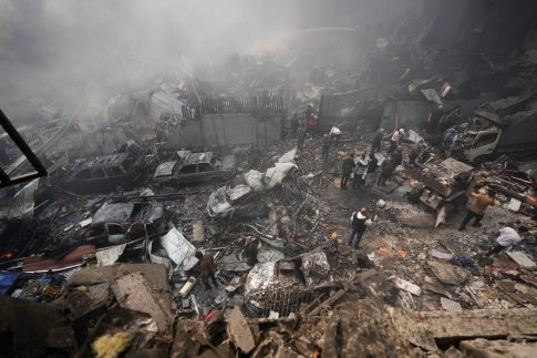 ΠΑΣΟΚ: Η ΝΔ διαδίδει ψέματα για τις υποκλοπές και το Predator