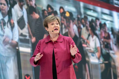 Live: Καταρχήν συμφωνία ΗΠΑ και Ιράν για νέες συνομιλίες – Πακιστανική αντιπροσωπεία μεταφέρει μήνυμα της Ουάσινγκτον στην Τεχεράνη