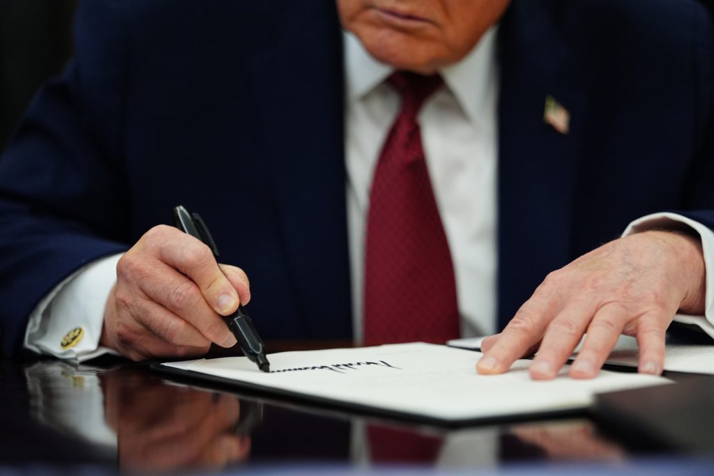 Η «Τέχνη της Συμφωνίας» και ο βασικός κανόνας των διαπραγματεύσεων που ξέχασε ο Τραμπ με το Ιράν