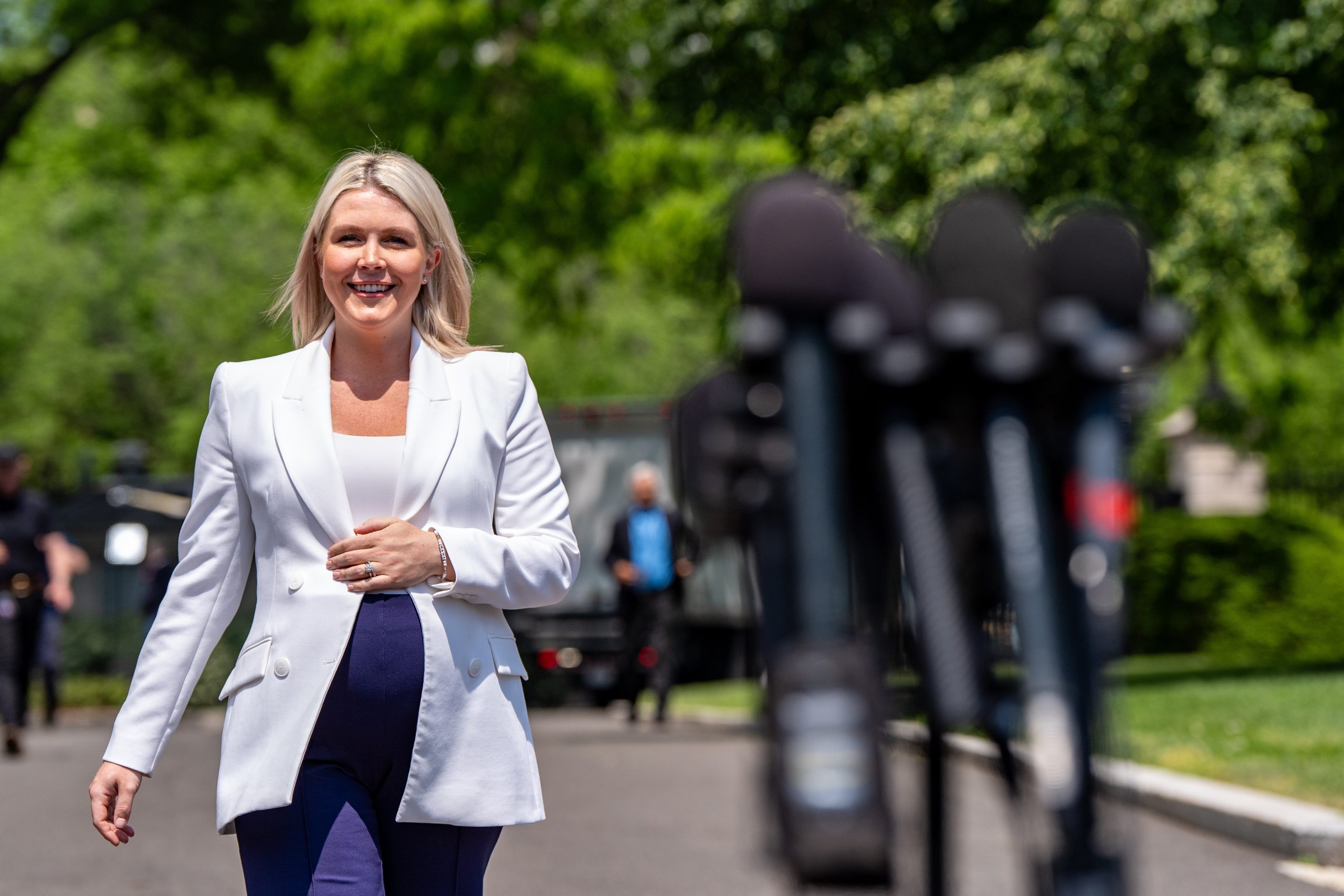 Η εκπρόσωπος του Λευκού Οίκου Καρολάιν Λέβιτ αποχωρεί με άδεια μητρότητας