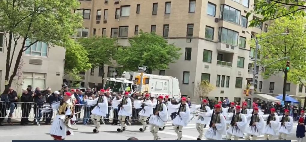 ΗΠΑ: Με λαμπρότητα η παρέλαση της ελληνικής ομογένειας για την 205η επέτειο της Ελληνικής Ανεξαρτησίας