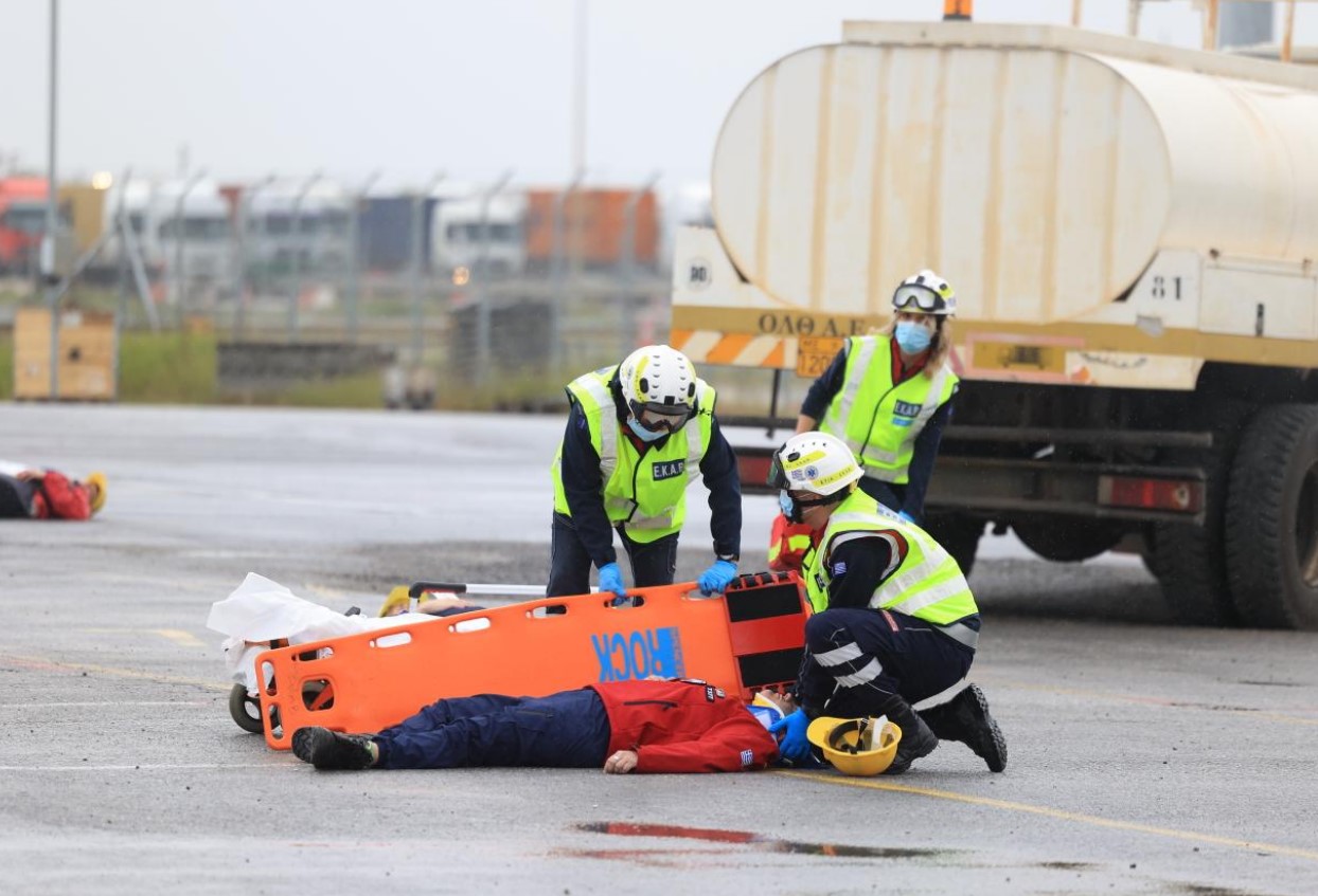 Άσκηση στο λιμάνι Θεσσαλονίκης – Έκρηξη σε φορτηγό και διαρροή επικίνδυνου αερίου με τραυματισμούς εργαζόμενων στον ΟΛΘ