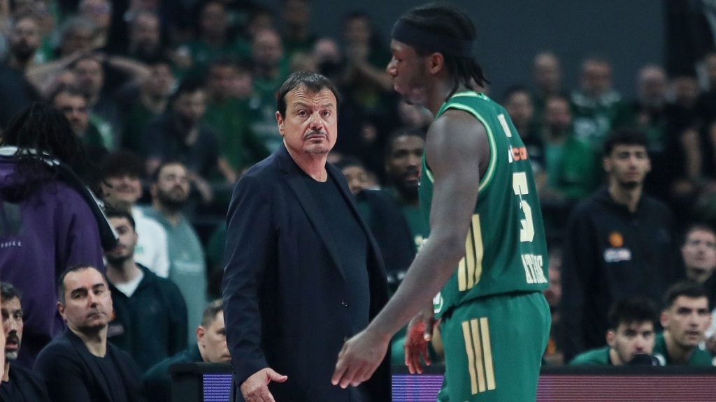 Μυϊκός σπασμός στη μέση για Ναν, καθησυχάζει ο Aταμάν