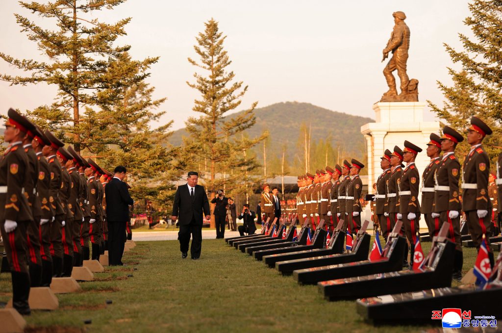 Η Βόρεια Κορέα εγκαινίασε μουσείο για τους πεσόντες στρατιώτες στον πόλεμο Ρωσίας – Ουκρανίας