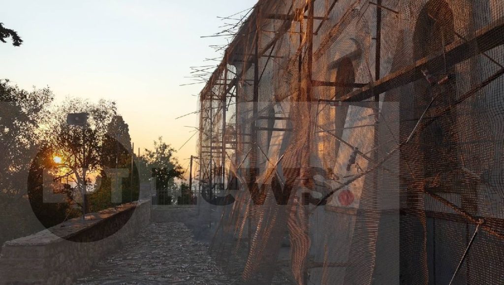 Ρουκέτες αναστάσιμες στο Βροντάδο της Χίου