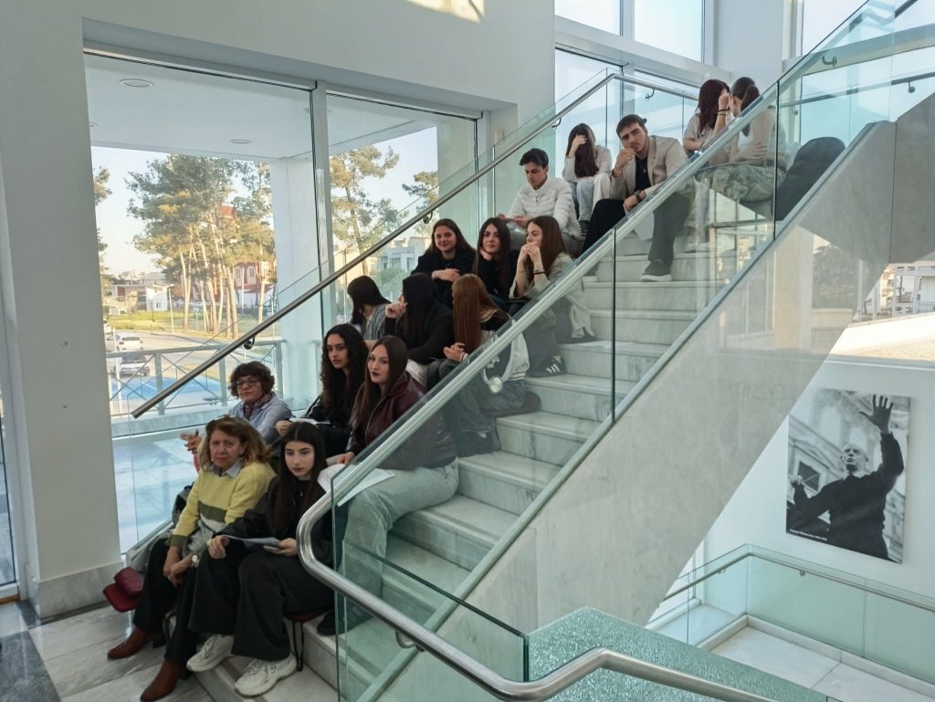 Κομοτηνή: Εποικοδομητικός διάλογος με τη νέα γενιά μετά από ομιλία του Ραϋμόνδου Αλβανού για τις μνήμες του εμφυλίου