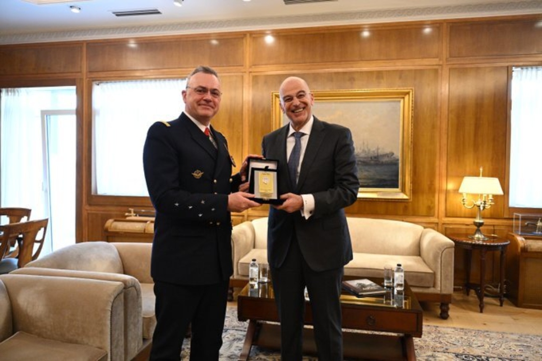 Συνάντηση Δένδια με τον Ανώτατο Συμμαχικό Διοικητή Μετασχηματισμού του ΝATO