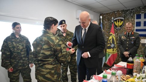 Χανιά: Πασχαλινή άφιξη του κρουαζιερόπλοιου Viking Jupiter στο λιμάνι της Σούδας