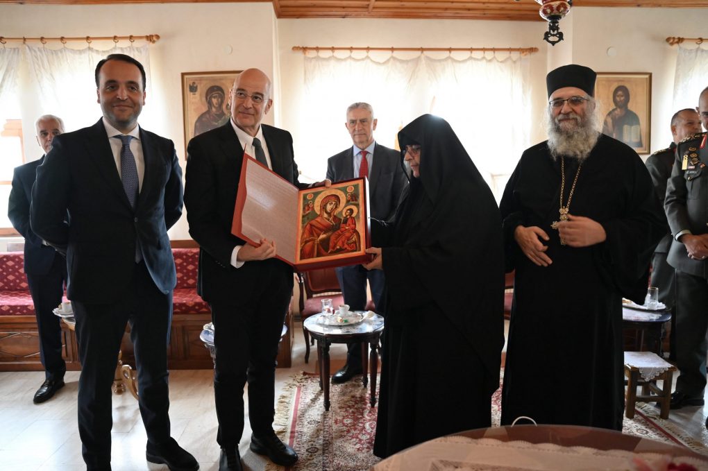 Ν. Δένδιας από τον Έβρο: Μεγάλη μου χαρά και μεγάλη μου τιμή που είχαμε την ευκαιρία να ανταλλάξουμε ευχές με τους Ακρίτες μας