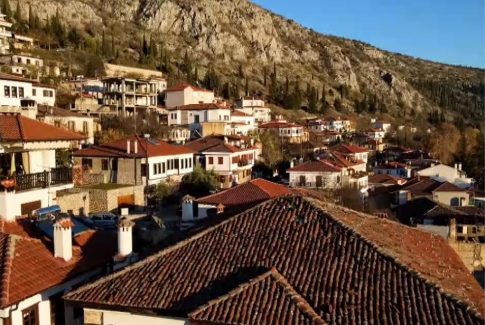 Χαλκιδική: Προθεσμία για να απολογηθούν έλαβαν οι πέντε ανήλικοι που επιτέθηκαν σε 15χρονο