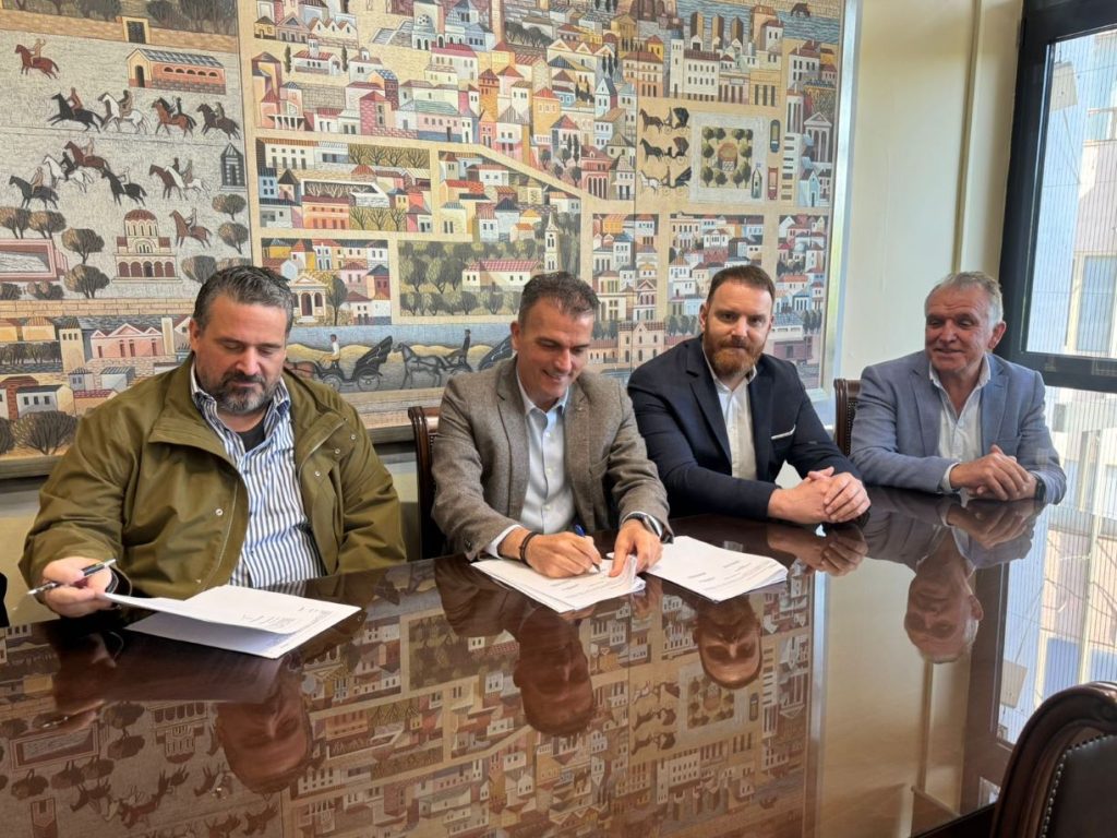 Σε αντικατάσταση του Δικτύου αγωγών αποχέτευσης σε κεντρικές περιοχές προχωρά ο Δήμος Λαρισαίων