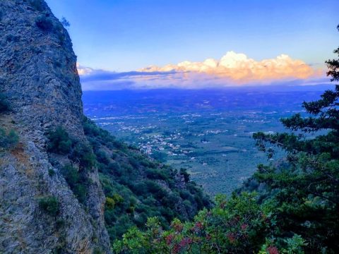 Πεζοπορία ΕΟΣ Τρίπολης στο Αρκουδόρεμα