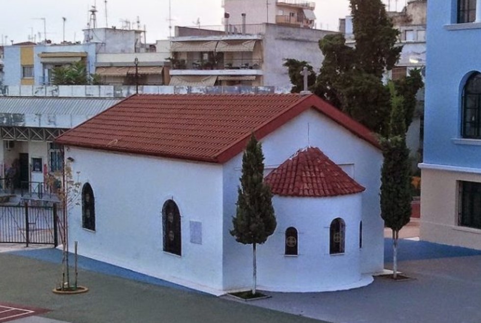 Στολισμός Επιταφίου από μέλη του Β’ Κ.Α.Π.Η. του Δήμου Θεσσαλονίκης