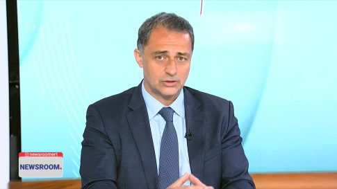 Κοβέσι στους Δελφούς: Συμφωνώ με τον πρωθυπουργό ότι πρέπει να ολοκληρωθεί η έρευνα για τα πολιτικά πρόσωπα – Διαφθορά υπάρχει σε όλες τις χώρες