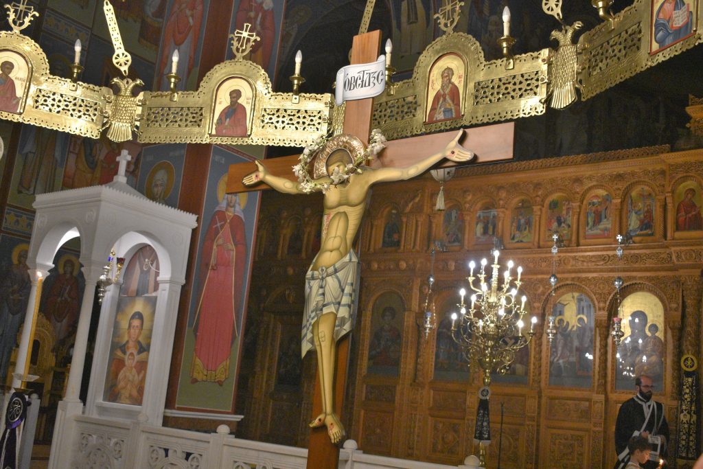 Κομοτηνή: Η κατανυκτική Ακολουθία των Αγίων Παθών υπό τον Μητροπολίτη Μαρωνείας κ.κ. Παντελεήμονα