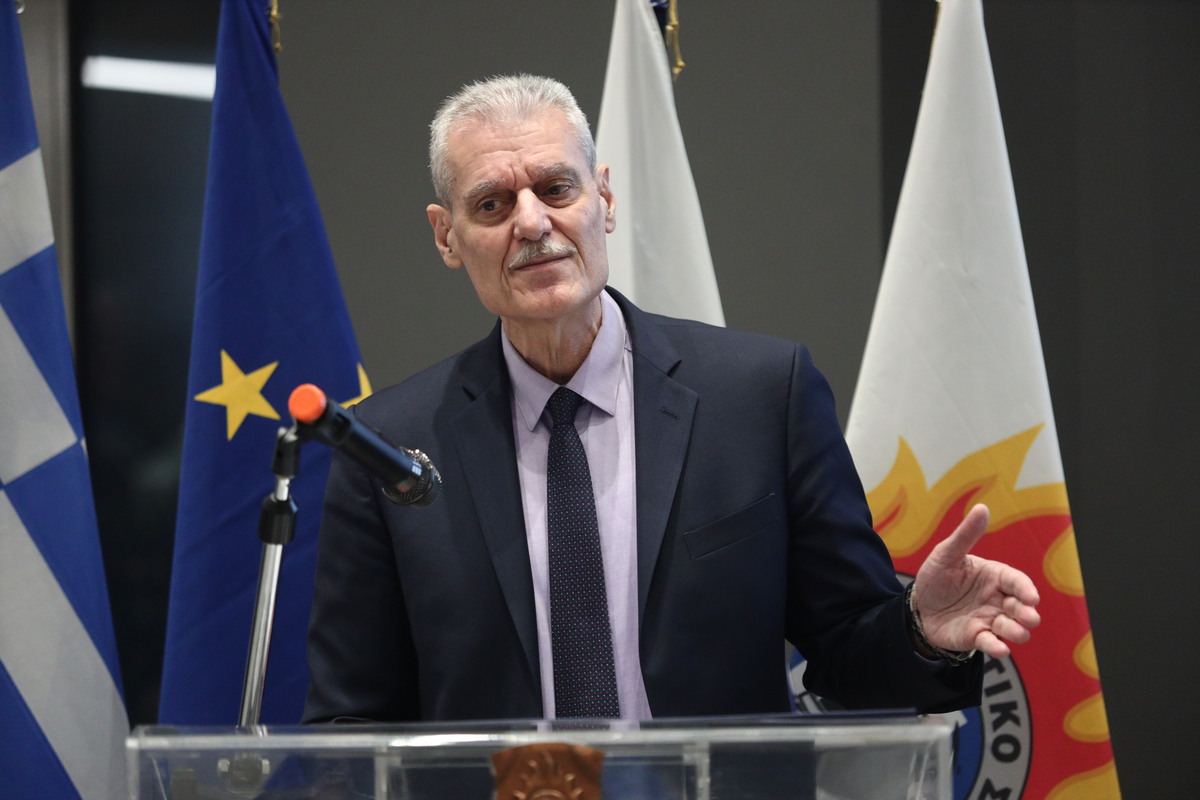 Live η Τελετή Παράδοσης-Παραλαβής στο υπουργείο Πολιτικής Προστασίας