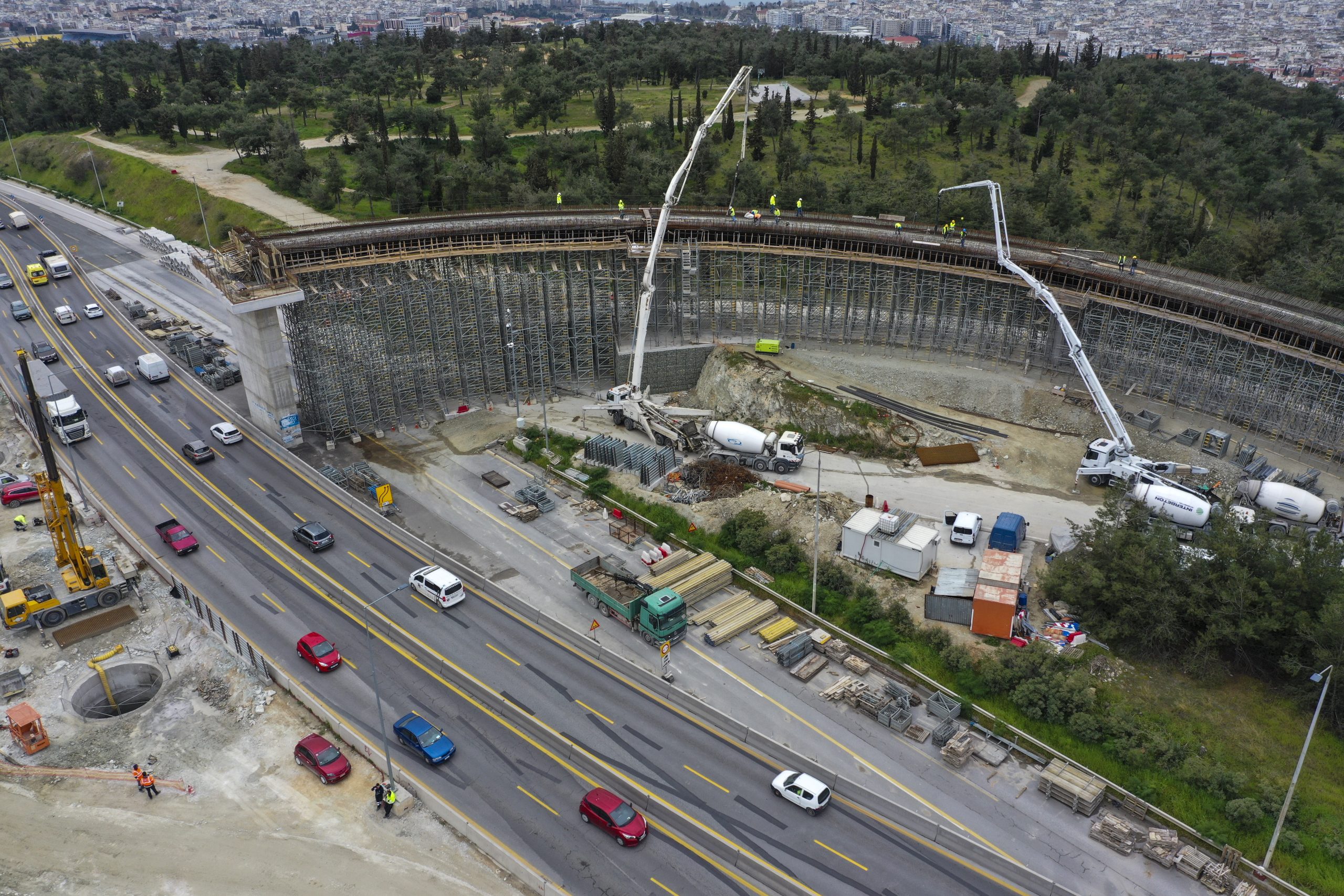 Στη Θεσσαλονίκη η ενημέρωση των πολιτικών συντακτών: Το χρονοδιάγραμμα των έργων από τον κυβερνητικό εκπρόσωπο