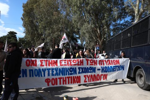 Σχοινάς: «Στόχος μας η συνολική αναδιάταξη του πρωτογενούς τομέα» – Τελετή παράδοσης-παραλαβής στο υπουργείο Αγροτικής Ανάπτυξης