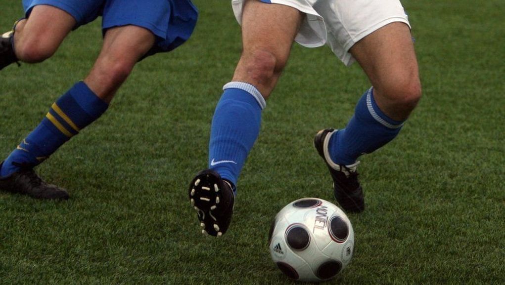 Γαλλία: Προπονητής καταδικάστηκε ως ηδονοβλεψίας ανηλίκων και για παιδική πορνογραφία επειδή βιντεοσκόπησε τους παίκτες του στο ντους