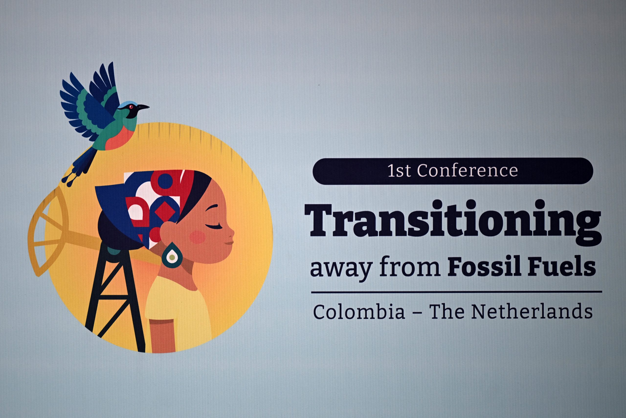 Έναρξη της πρώτης διάσκεψης για τη μετάβαση από τα ορυκτά καύσιμα