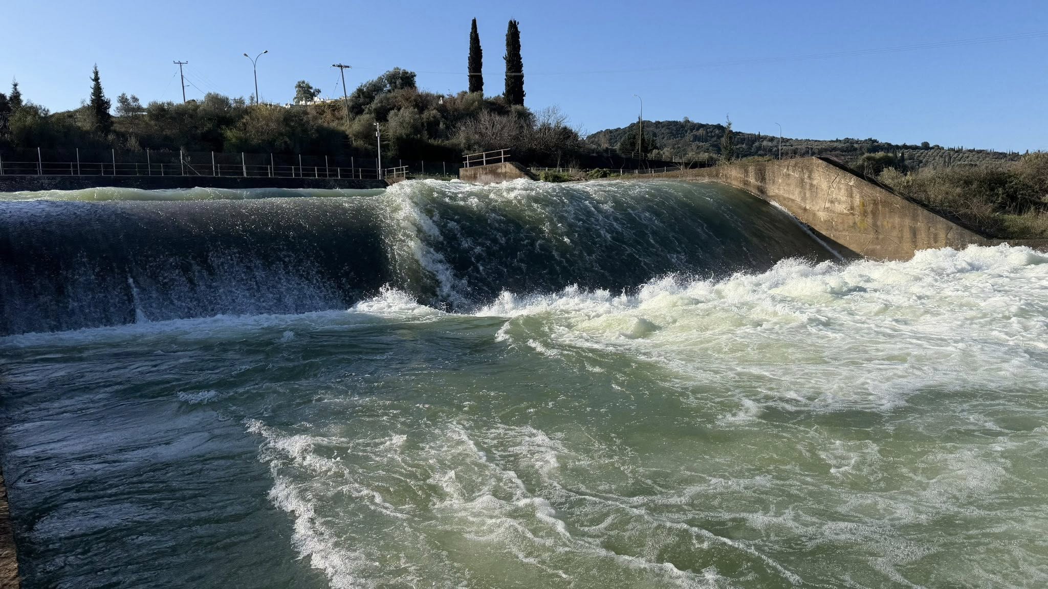 Με γεμάτο Φράγμα Πηνειού ξεκινά η αρδευτική περίοδος στην Ηλεία