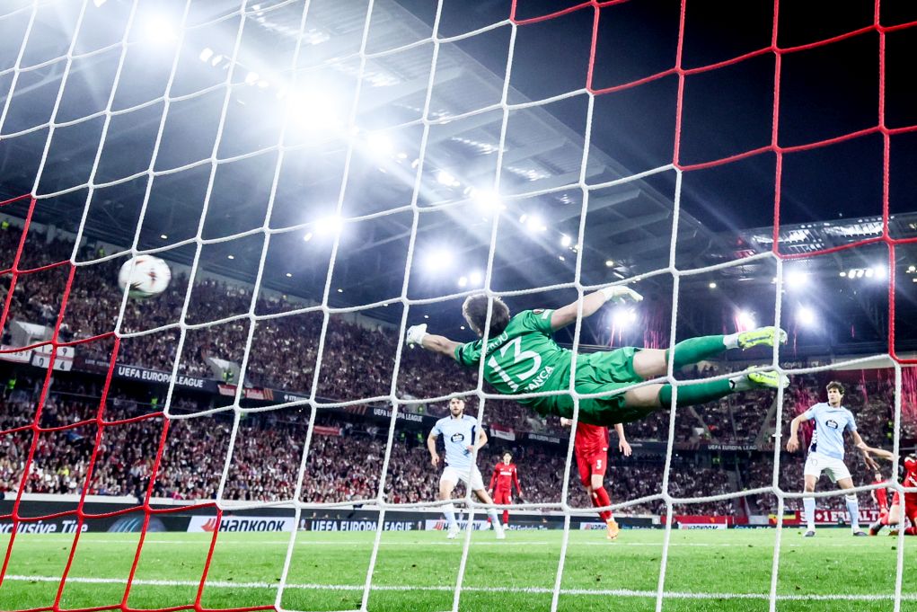 Europa League: «Τριάρες» για τη Φράιμπουργκ και την Άστον Βίλα