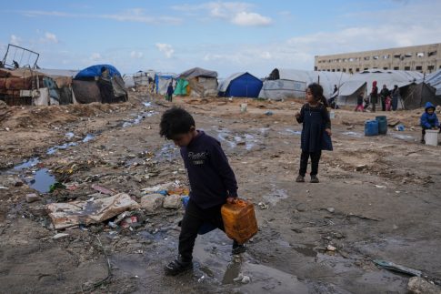 Ηράκλειο: Mια αγκαλιά για νεογνά σε μονάδες νοσηλείας