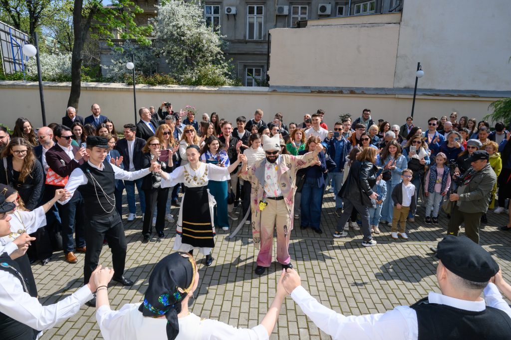 Eurovision 2026: Ολοκληρώθηκε το διεθνές promo tour με εντυπωσιακές εμφανίσεις του Akyla σε Ρουμανία και Ηνωμένο Βασίλειο